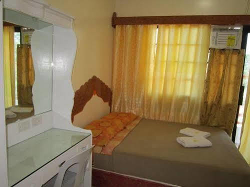 Golden Stallion Suites Cagayan de Oro Kültér fotó