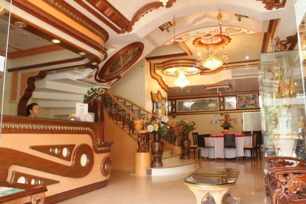 Golden Stallion Suites Cagayan de Oro Kültér fotó